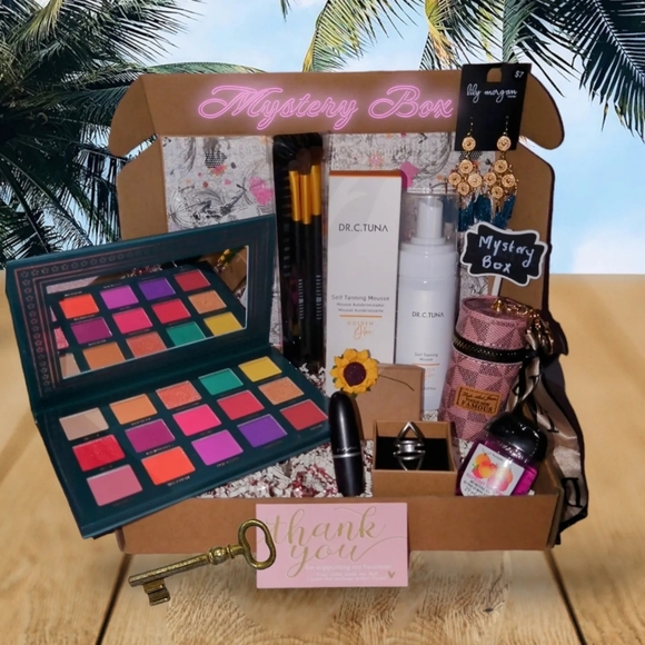 All New BIG Cosmetic Mystery Box - Picture 3 of 12